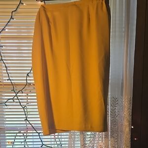Knee-Length Yellow Pencil Skirt for Work